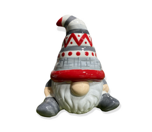 Plano Cozy Sweater Gnome